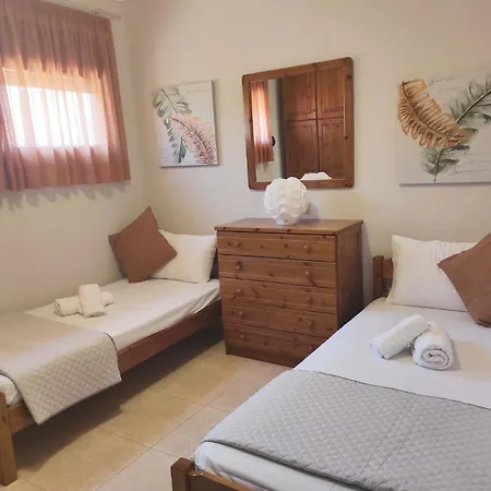 Ferienhaus Traditional Estate Heated Pool & Garden, 5 Bedrooms *