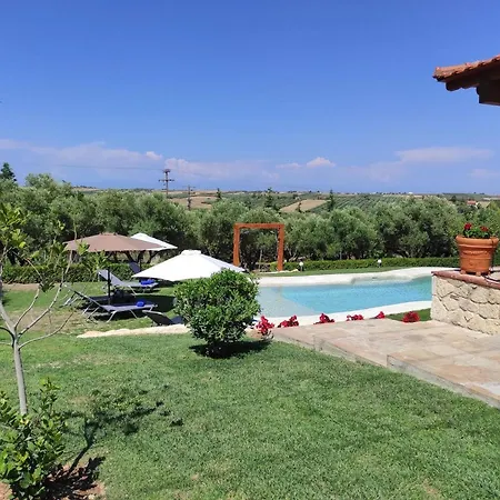 Traditional Estate Heated Pool & Garden, 5 Bedrooms Дом отдыха *