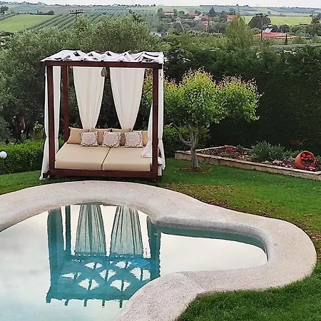 Traditional Estate Heated Pool & Garden, 5 Bedrooms Дом отдыха