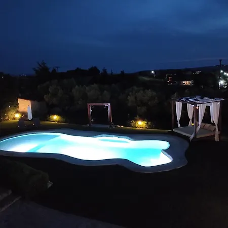 Traditional Estate Heated Pool & Garden, 5 Bedrooms Дом отдыха