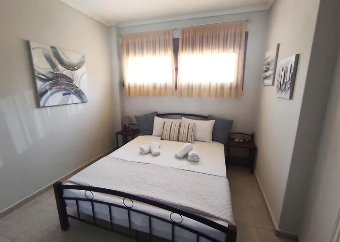 Traditional Estate Heated Pool & Garden, 5 Bedrooms Feriehus *