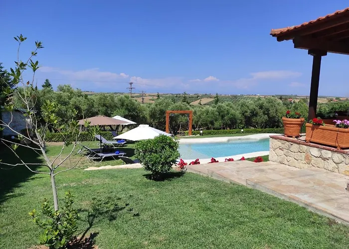 Traditional Estate Heated Pool & Garden, 5 Bedrooms Feriehus *