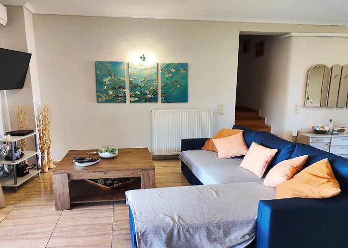 Feriehus Traditional Estate Heated Pool & Garden, 5 Bedrooms *