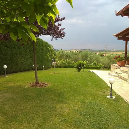 Case de vacanță Traditional Estate Heated Pool & Garden, 5 Bedrooms