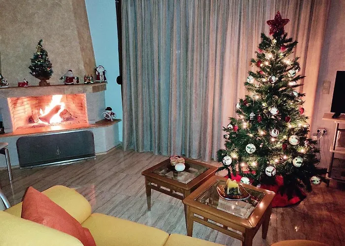 Traditional Estate Heated Pool & Garden, 5 Bedrooms Metokhion Patriotikon