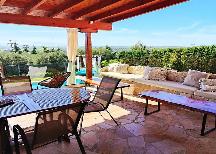 Casa de Férias Traditional Estate Heated Pool & Garden, 5 Bedrooms *
